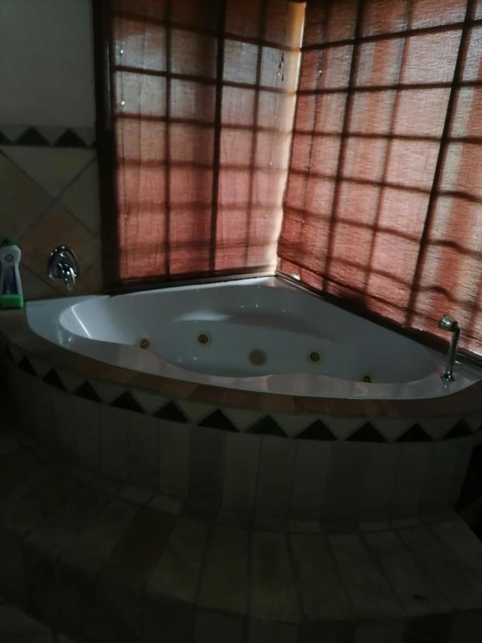 ברונקהורסטספראוט Kwena Maribane Lodge מראה חיצוני תמונה
